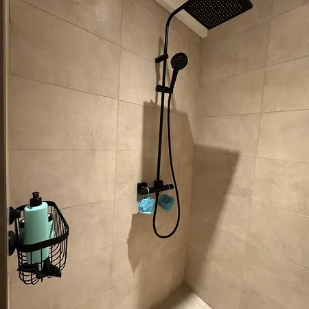 Villa Bohemian With Heated Pool Near