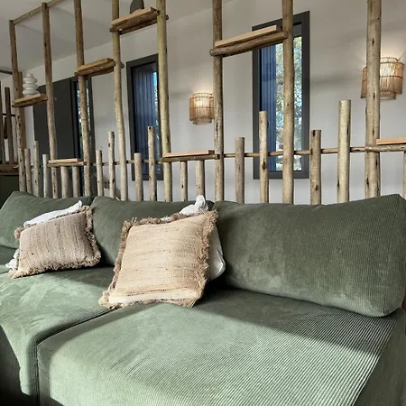 Bohemian With Heated Pool Near