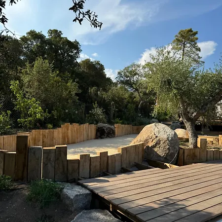 Bohemian With Heated Pool Near