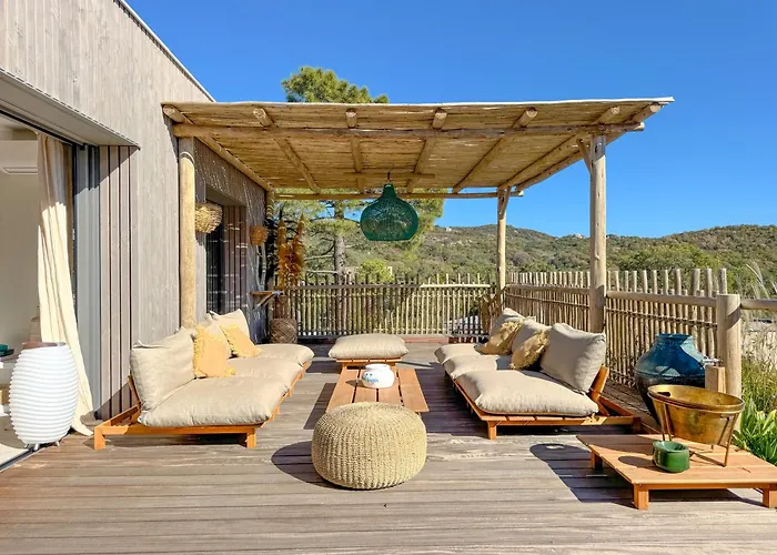 Bohemian With Heated Pool Near Villa *