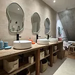 Bohemian With Heated Pool Near Lecci