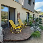 Bohemian With Heated Pool Near *
