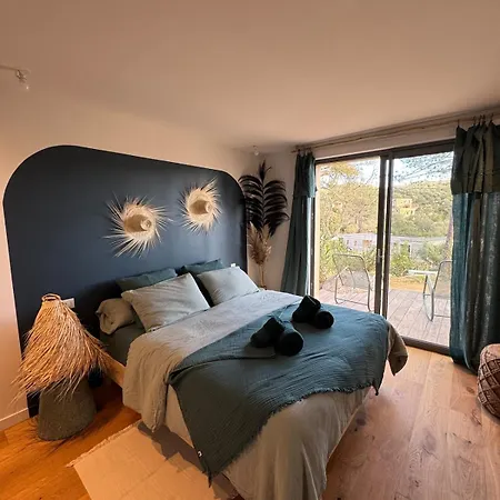 Bohemian With Heated Pool Near * Lecci