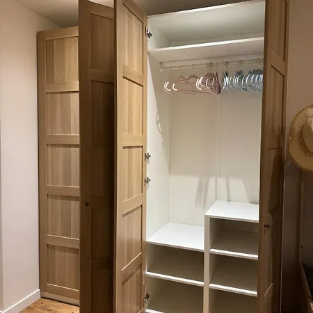 Villa Bohemian With Heated Pool Near