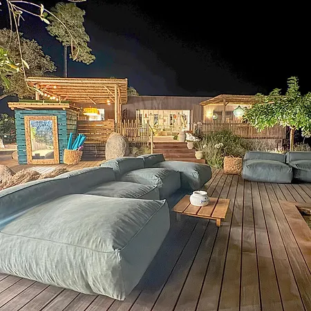 Bohemian With Heated Pool Near Vila Lecci