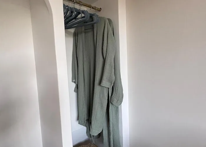 Bohemian With Heated Pool Near Villa