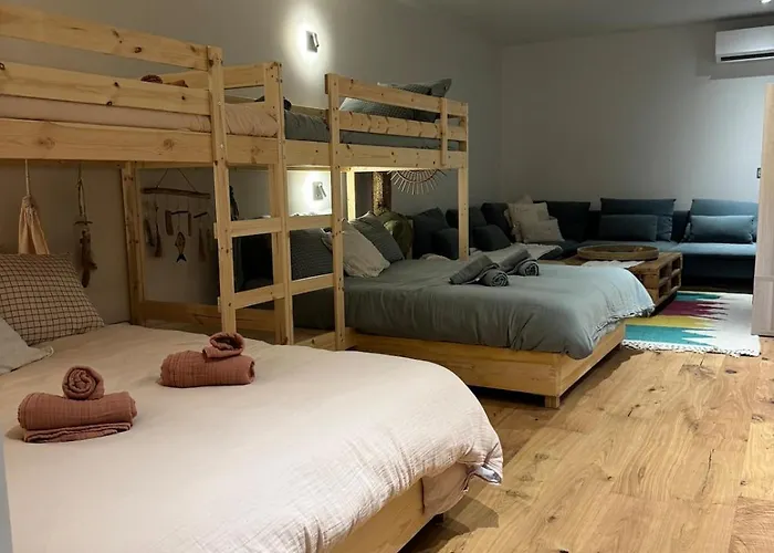 Bohemian With Heated Pool Near * Lecci