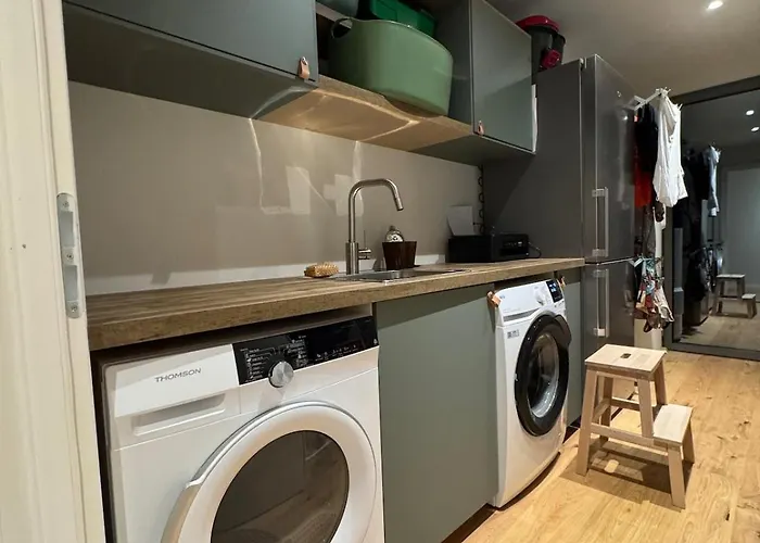 Bohemian With Heated Pool Near Villa Lecci