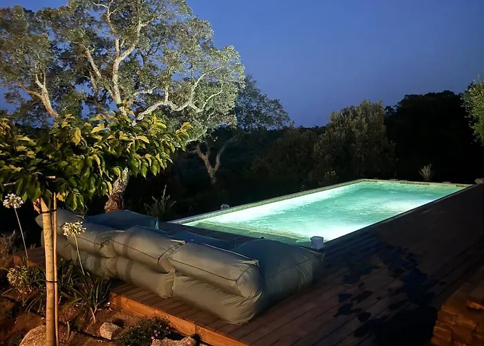 Villa Bohemian With Heated Pool Near Lecci