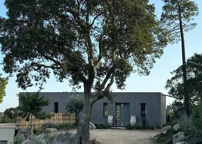 Bohemian With Heated Pool Near Villa *